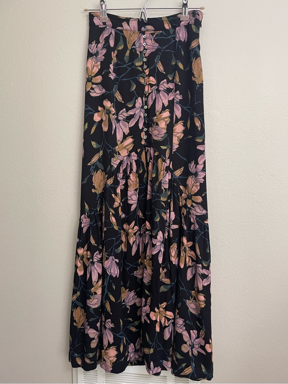 Free People Button Front Floral Maxi Skirt Romantic Boho Chic Cottagecore sz 0 - Picture 3 of 10